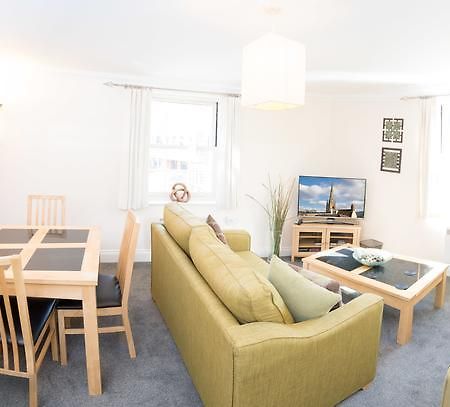 Perfect 2 Bedroom Apartment Located In City Centre With Parking Space Νόργουιτς Εξωτερικό φωτογραφία