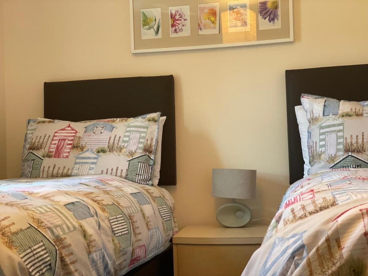 Perfect 2 Bedroom Apartment Located In City Centre With Parking Space Νόργουιτς Εξωτερικό φωτογραφία